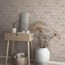TF30081654 háztetőcserép-mintájú taupe tapéta